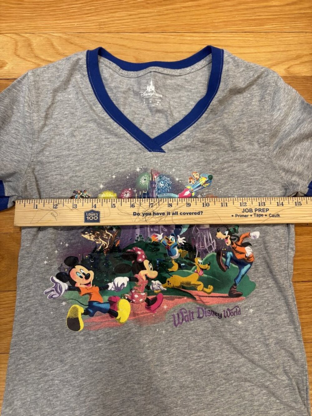 Disney parks Size Small (S) Theme Park Character Graphic V-Neck Tee - Picture 3 of 5